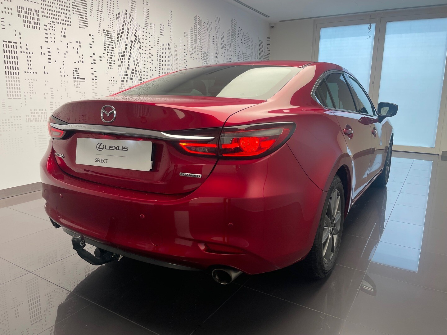 Mazda 6