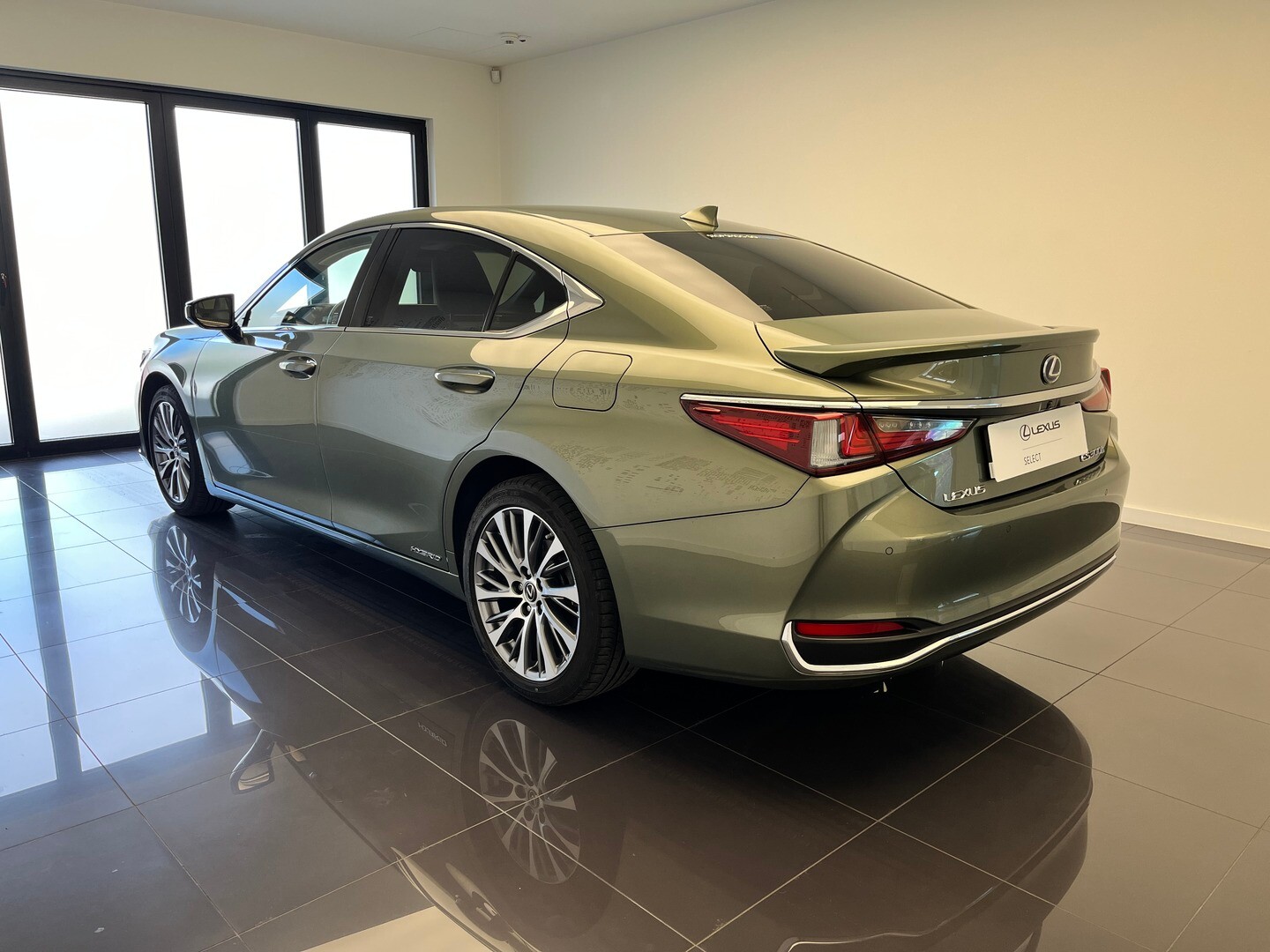 Lexus ES