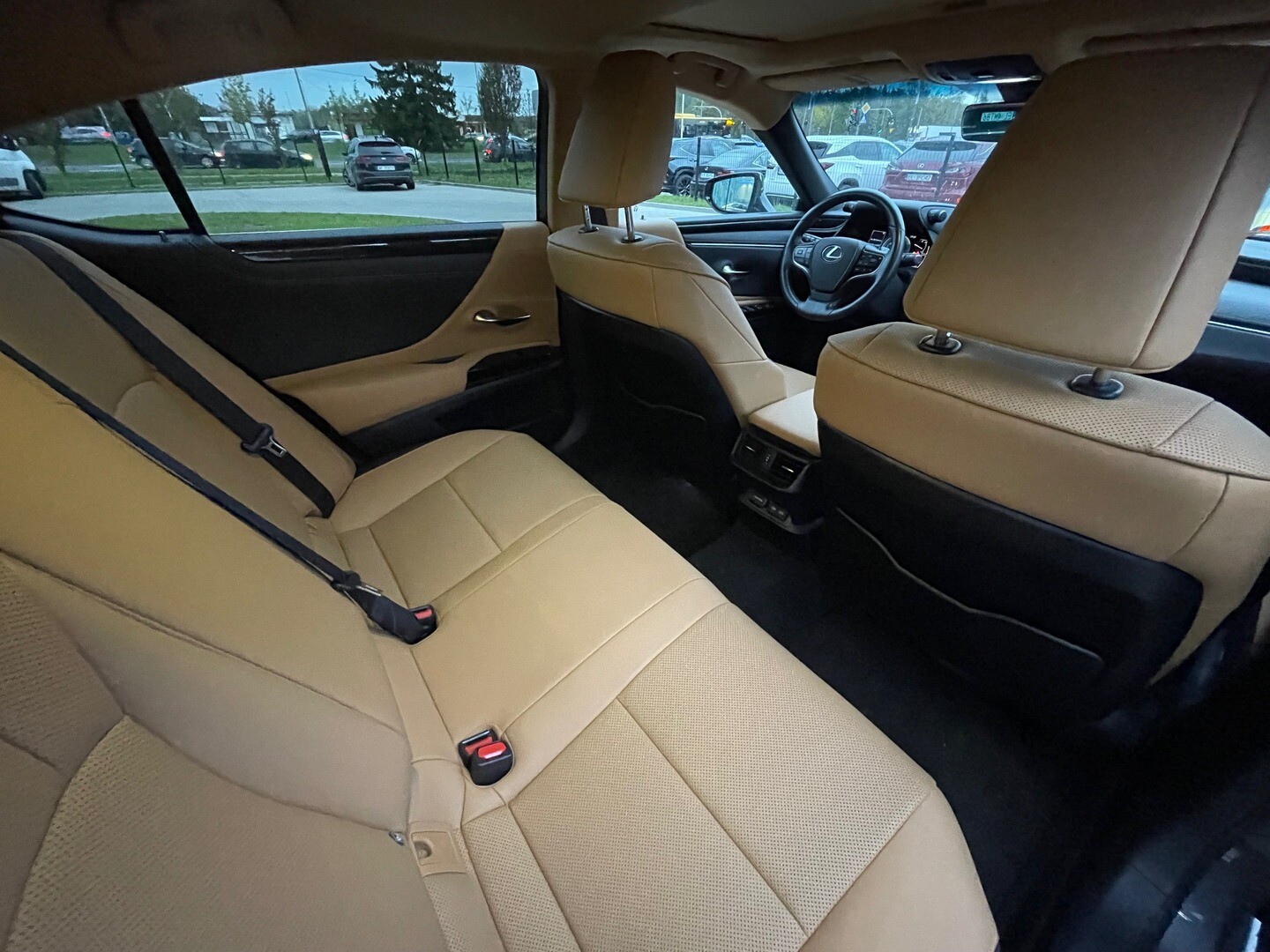 Lexus ES
