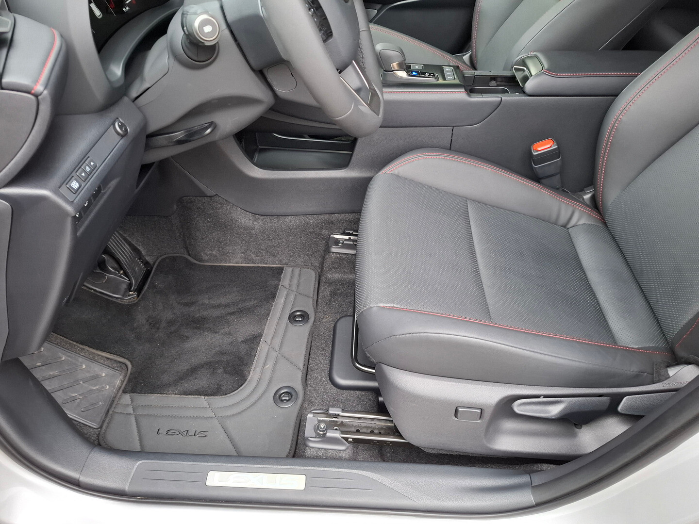 Lexus LBX
