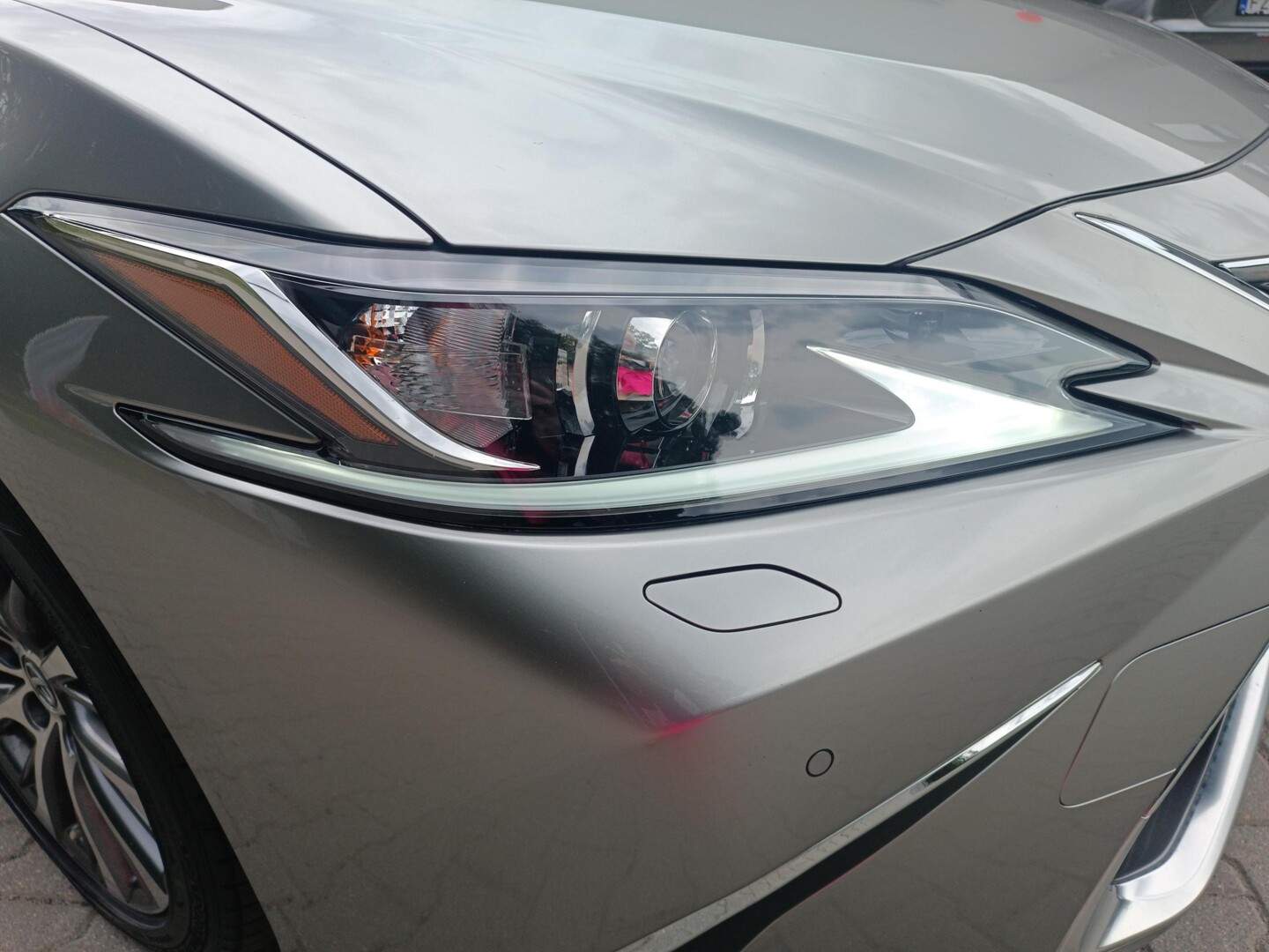 Lexus ES