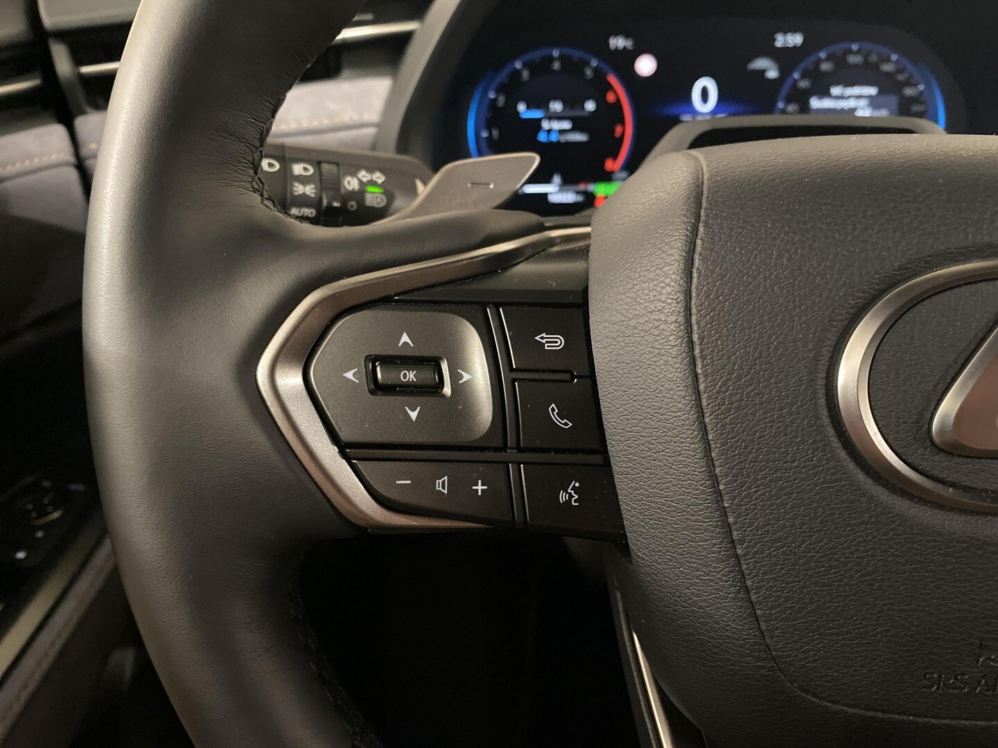 Lexus LBX