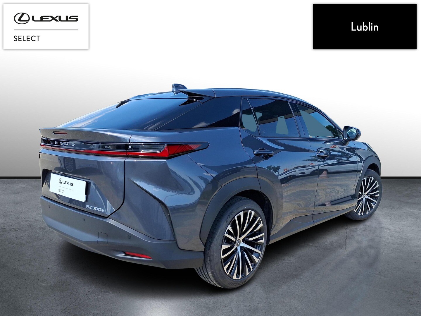 Lexus RZ