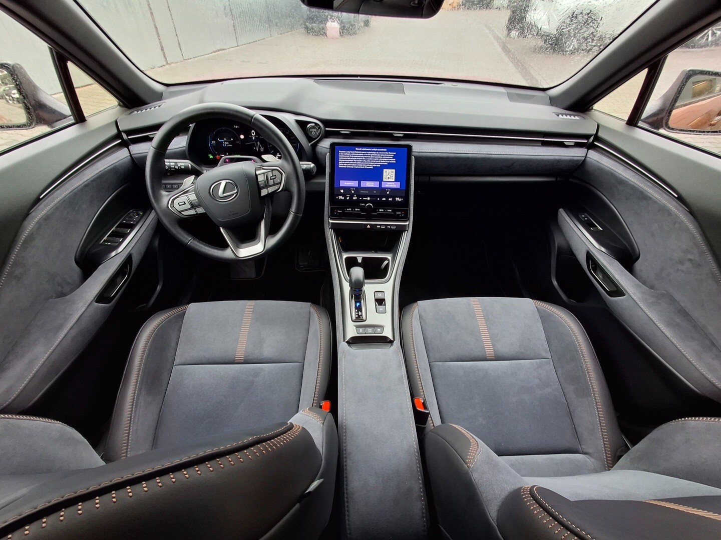 Lexus LBX