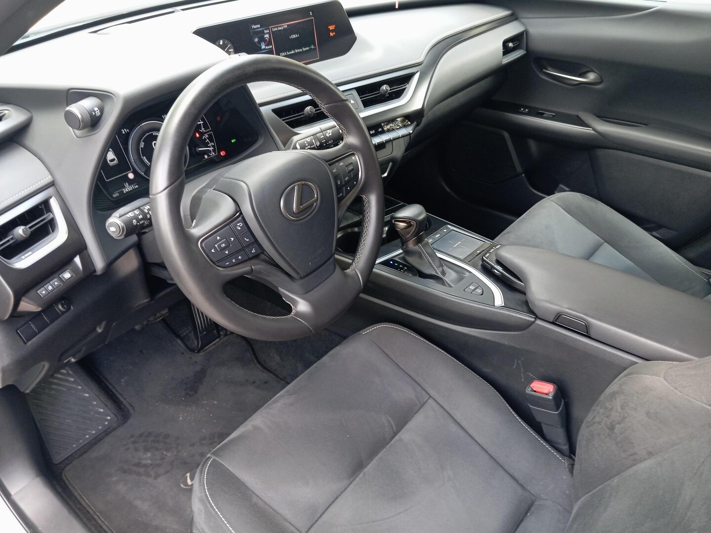 Lexus UX