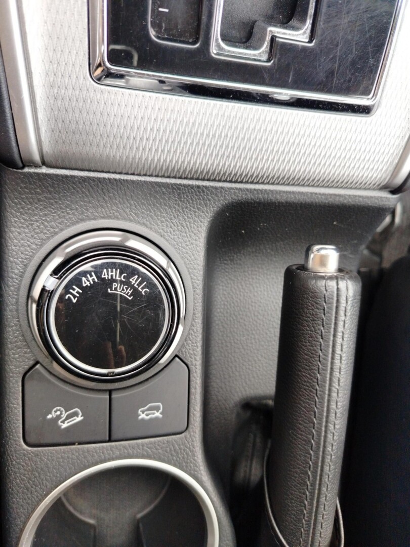 Mitsubishi L200