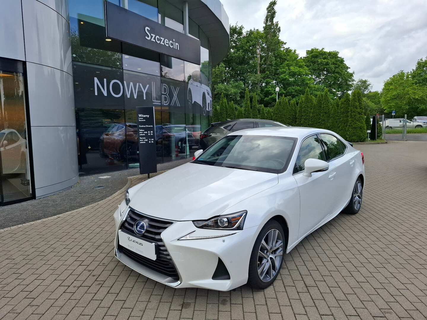 Lexus IS