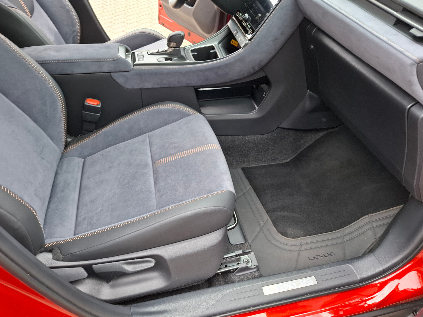 Lexus LBX