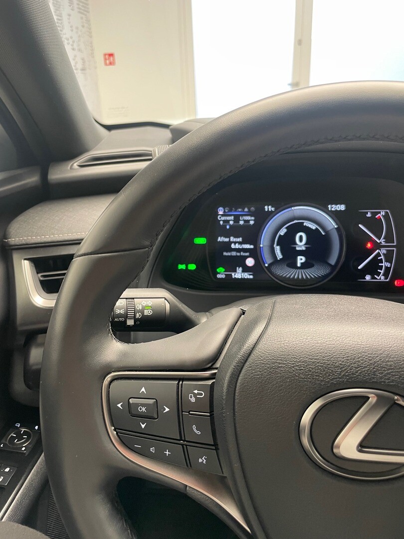 Lexus UX
