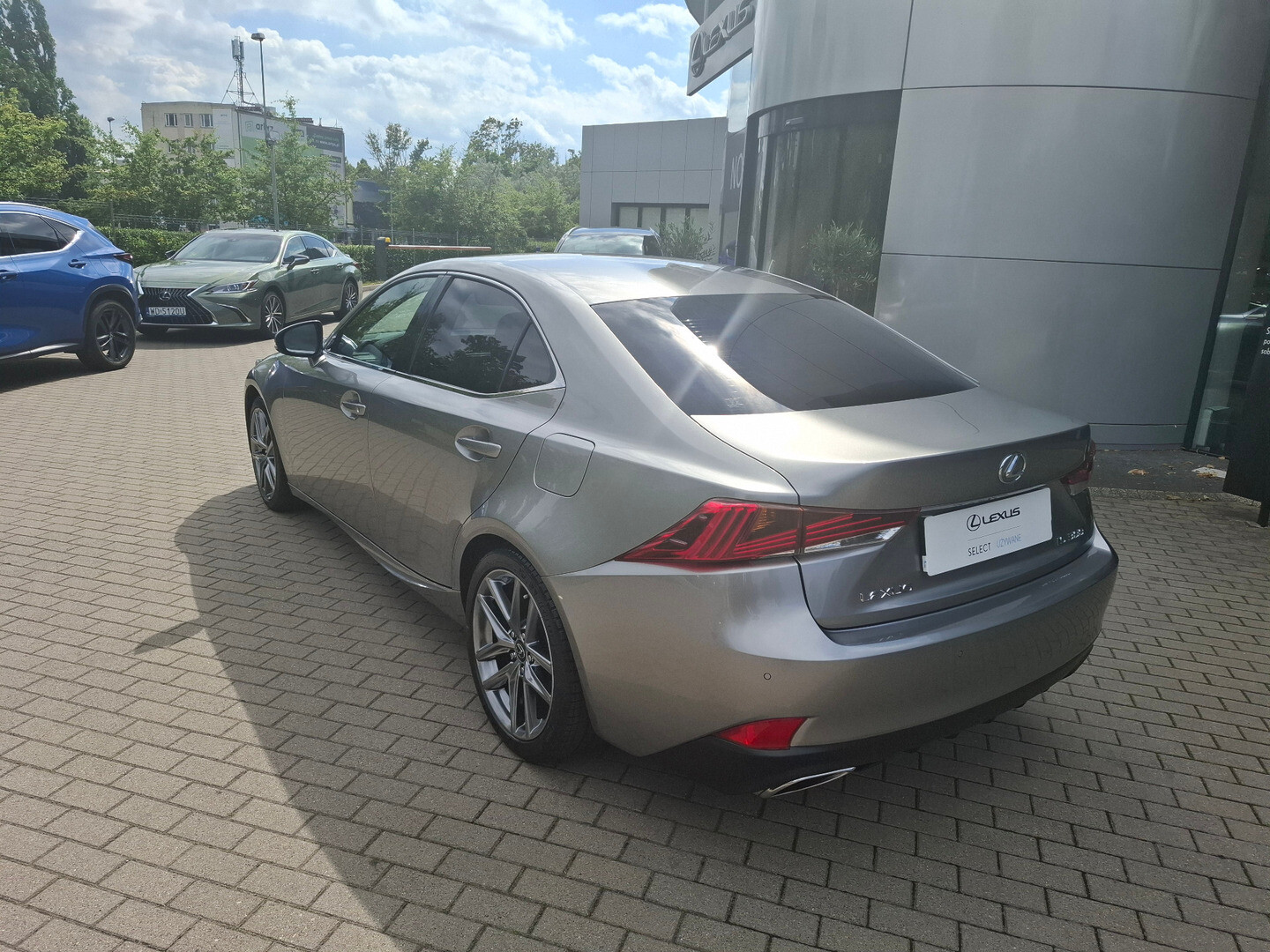 Lexus IS