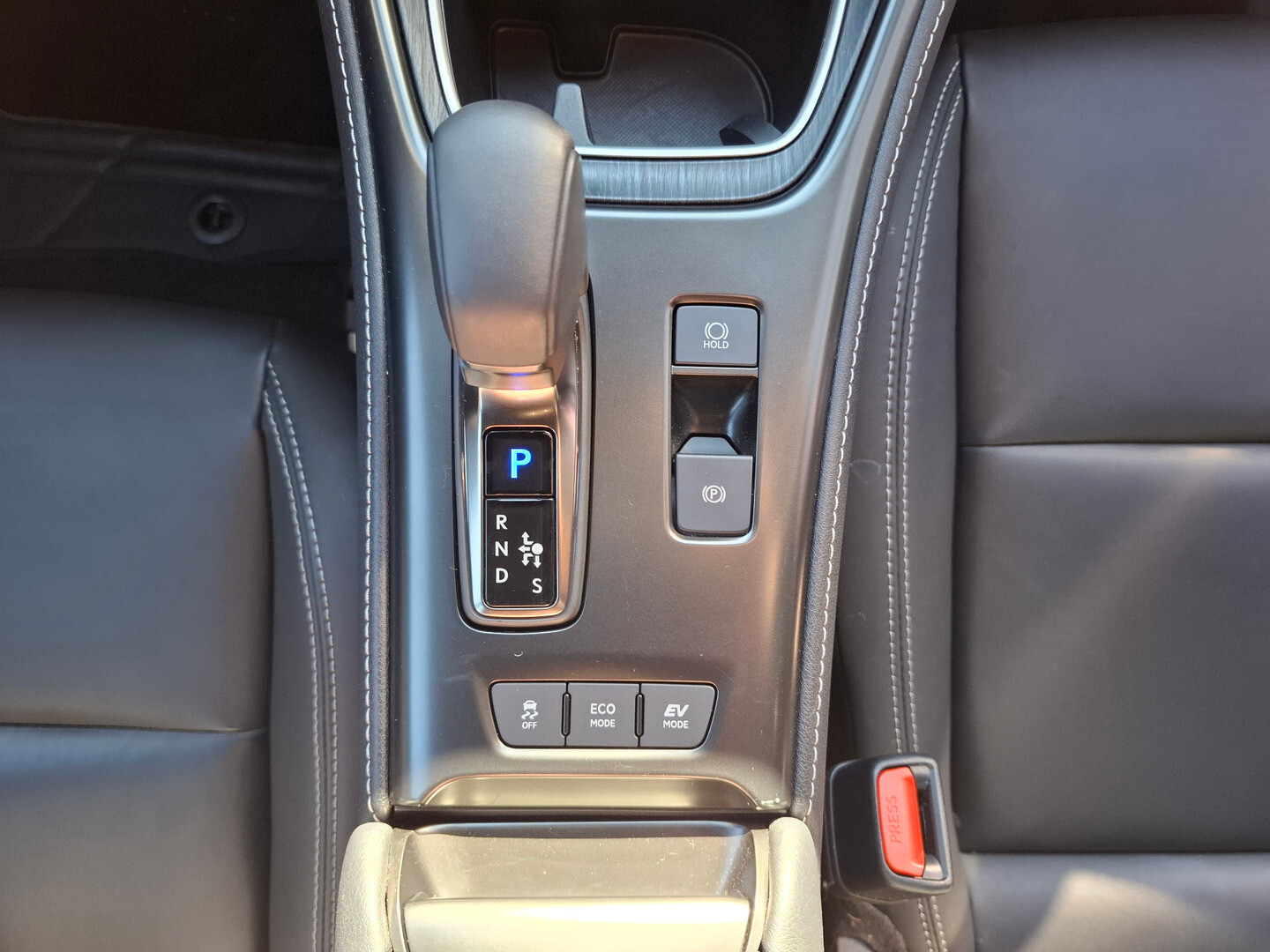 Lexus LBX