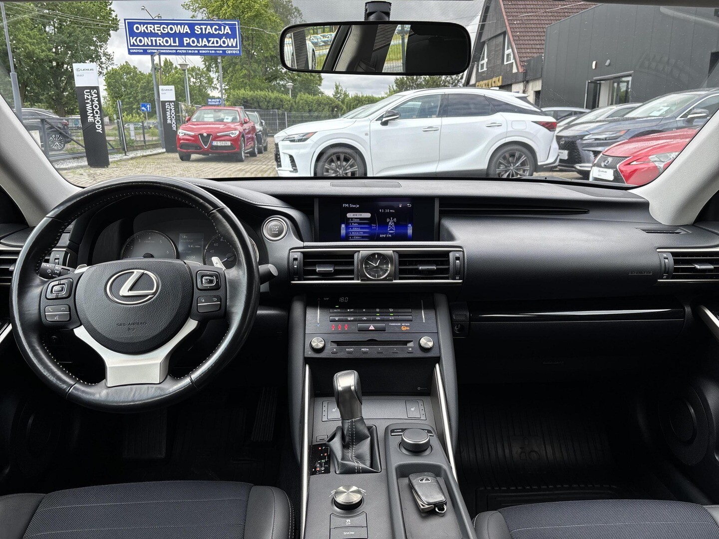 Lexus IS