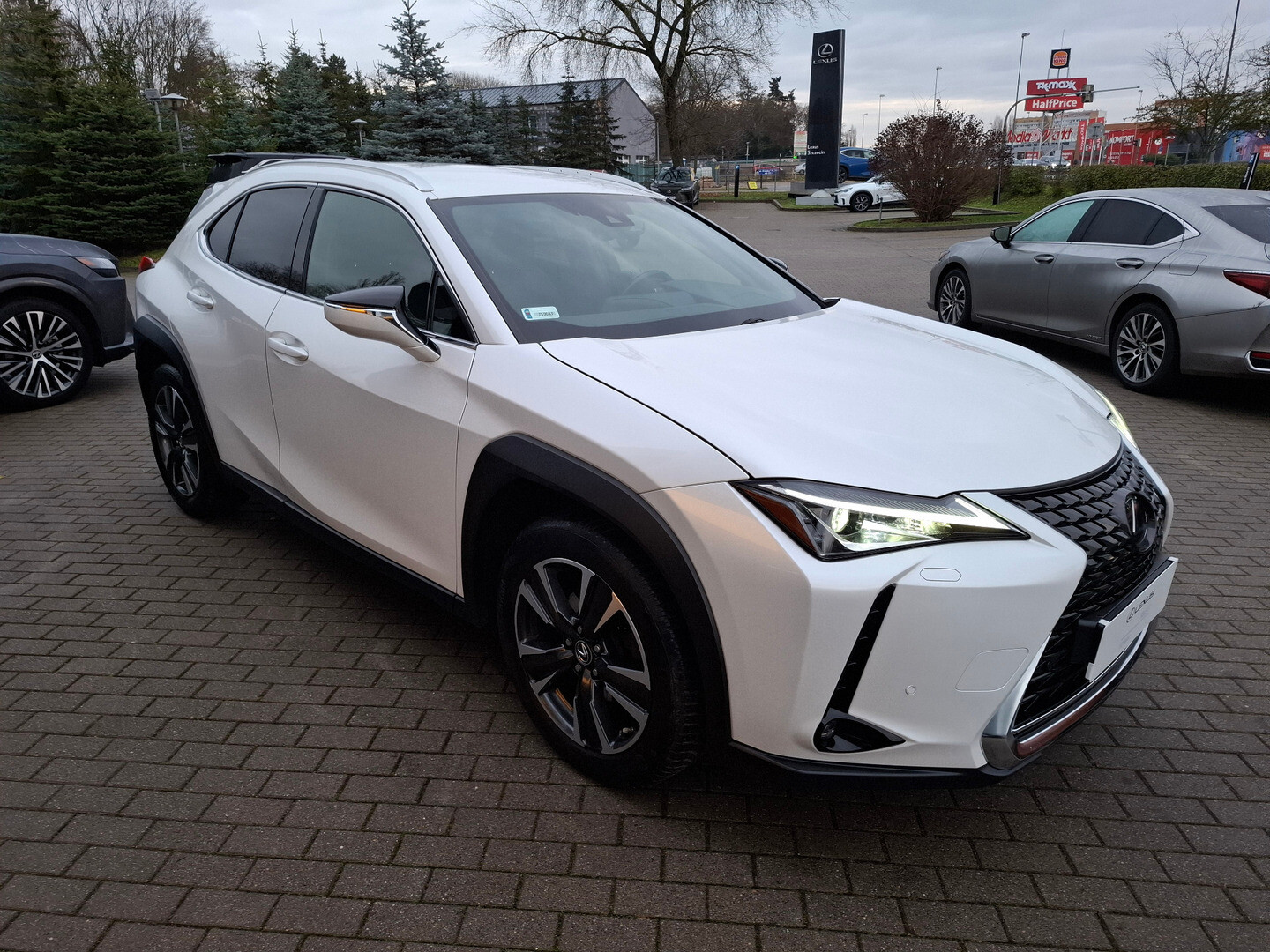 Lexus UX