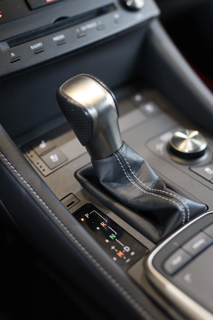 Lexus RC