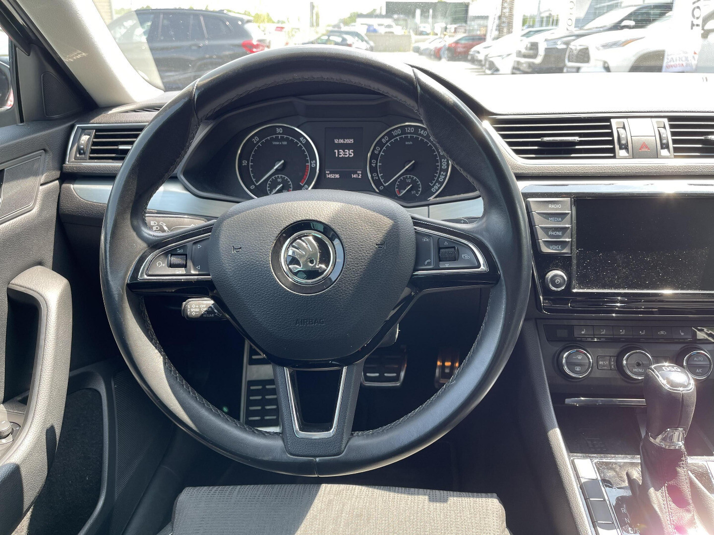 Škoda Superb