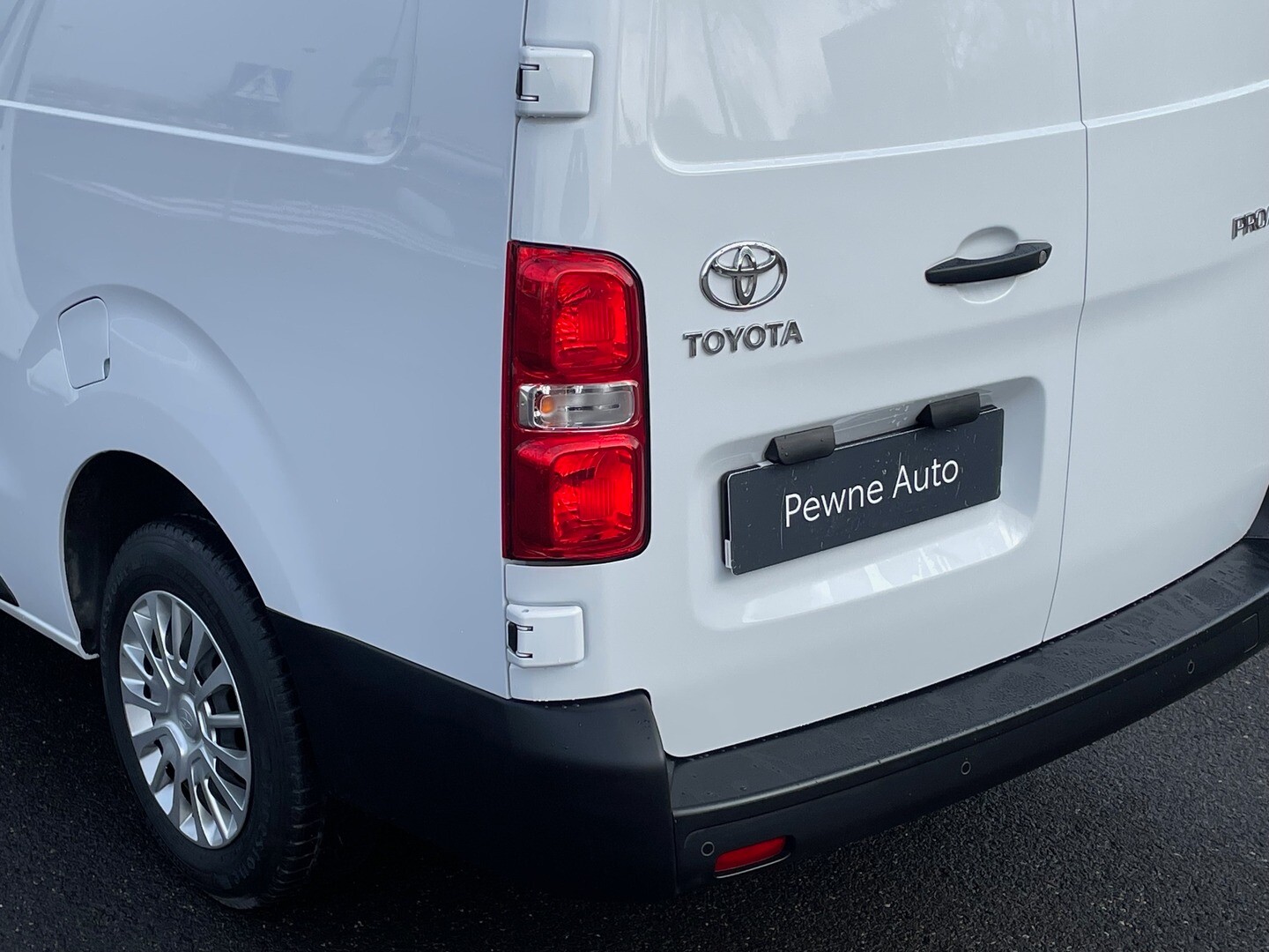 Toyota PROACE