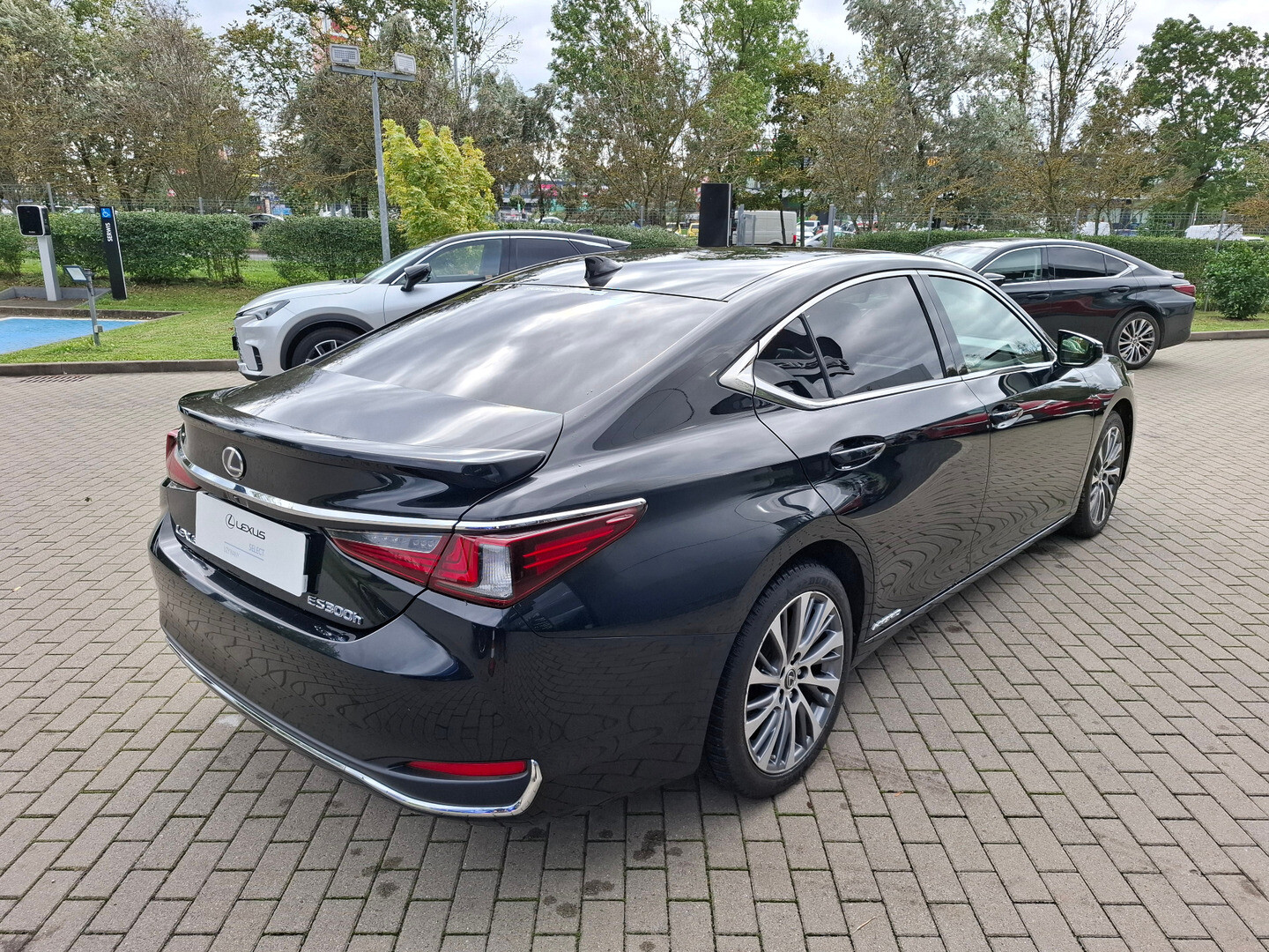 Lexus ES