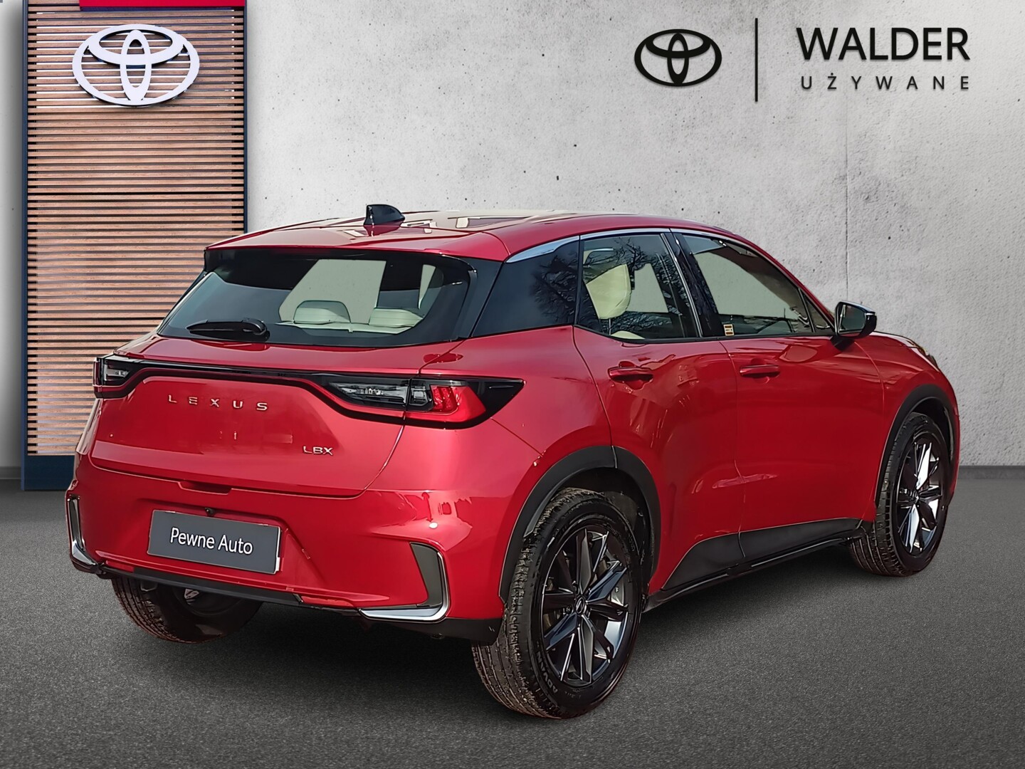 Lexus LBX
