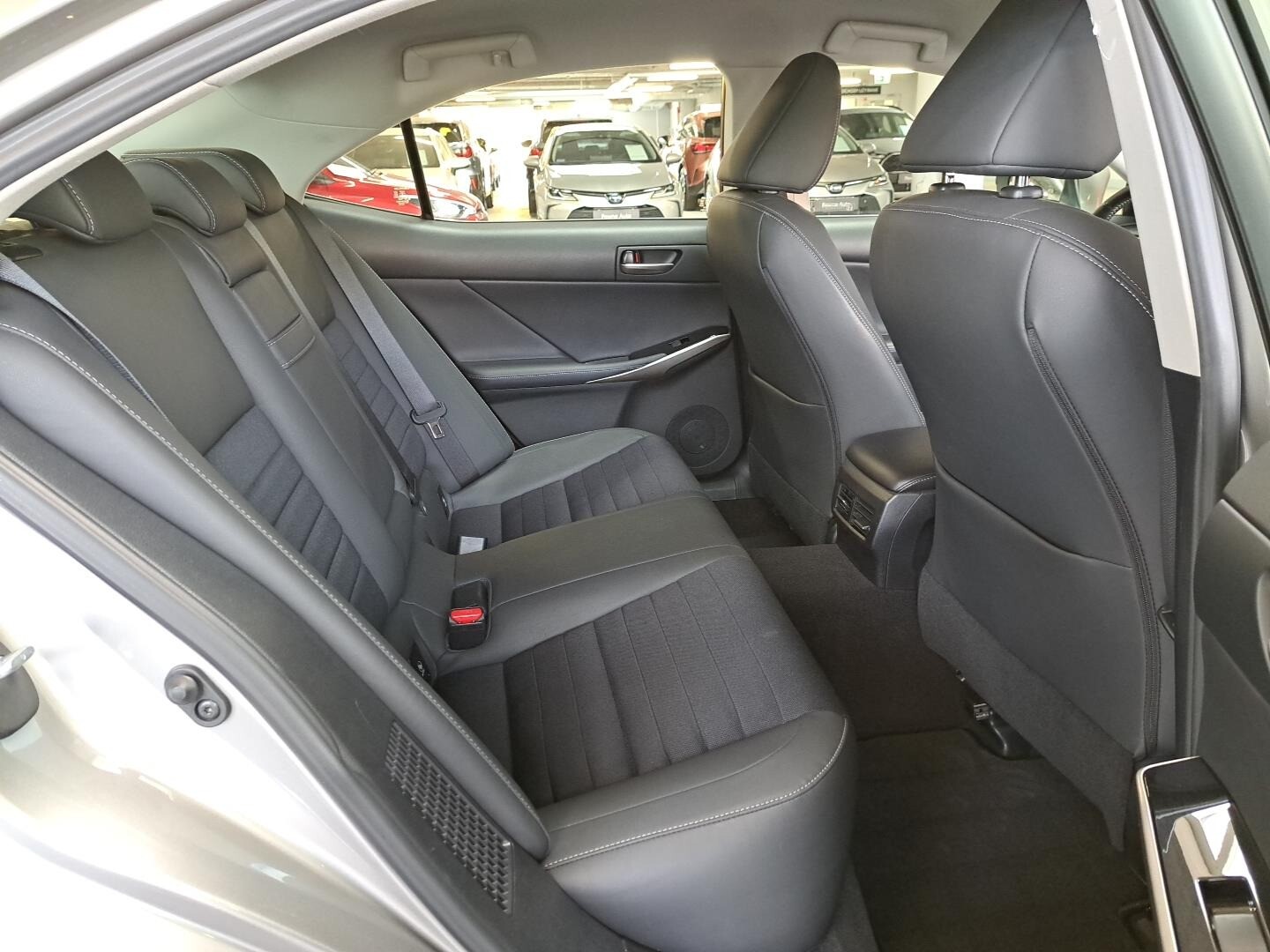 Lexus IS