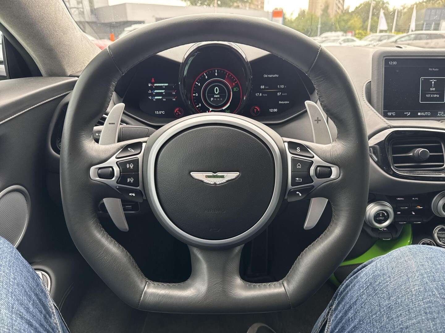 Aston Martin V8