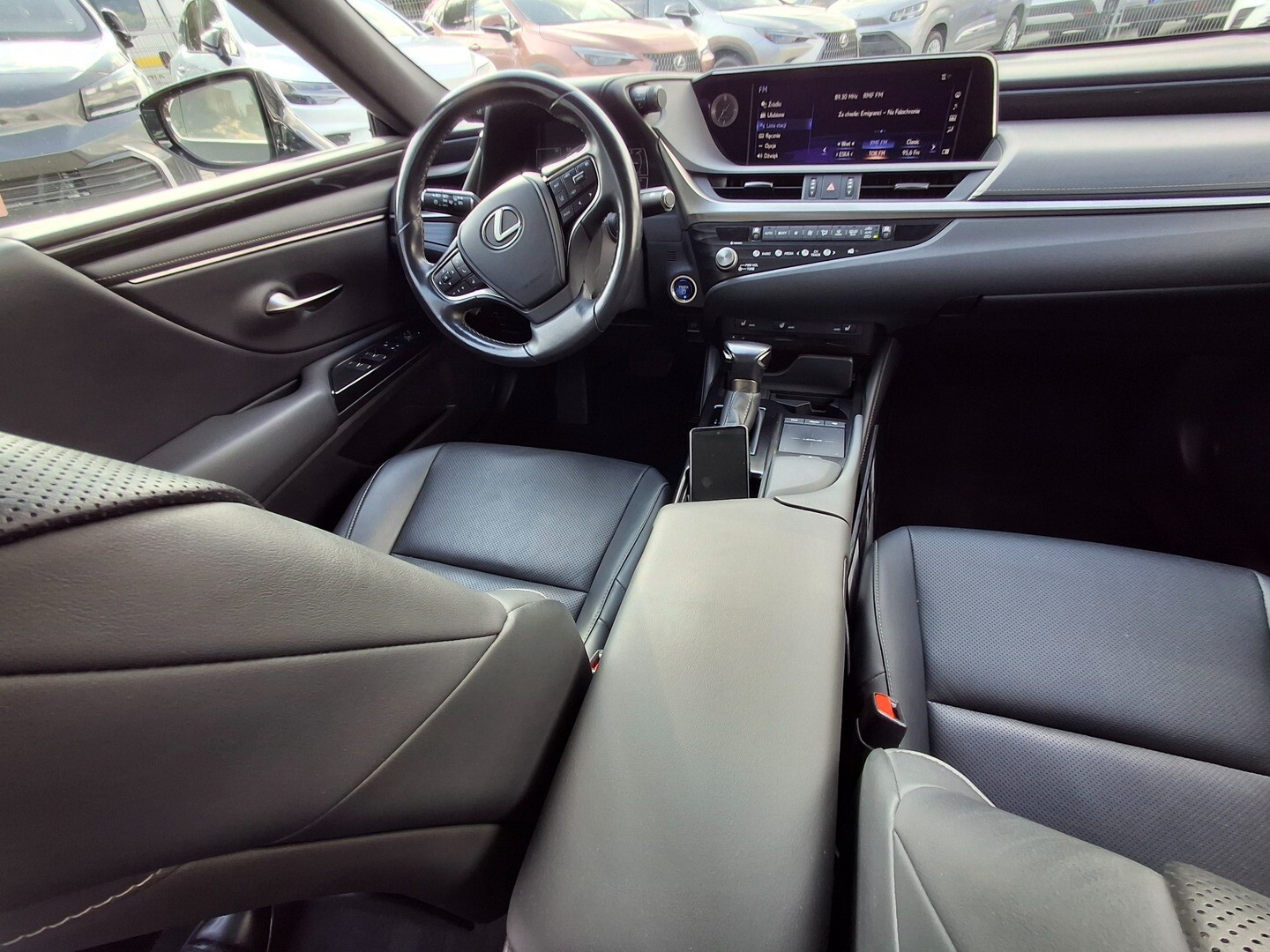 Lexus ES