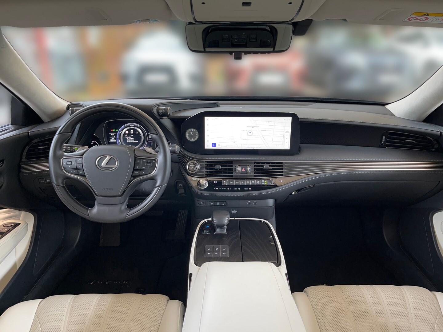 Lexus LS