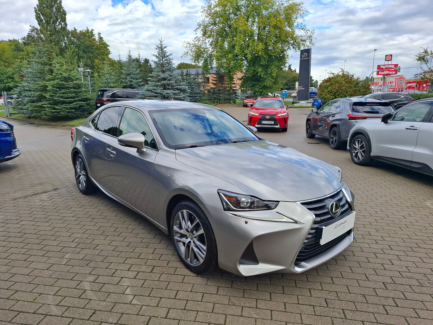 Lexus IS