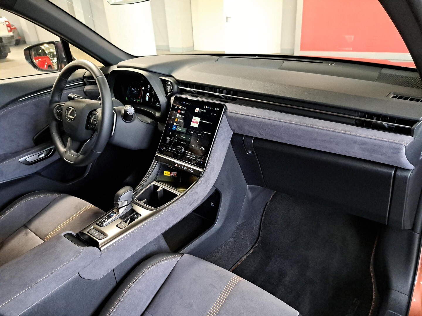 Lexus LBX