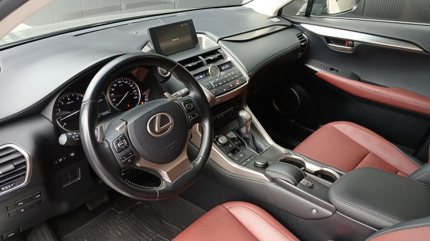 Lexus NX