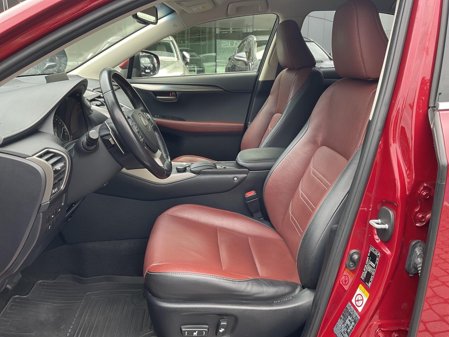 Lexus NX