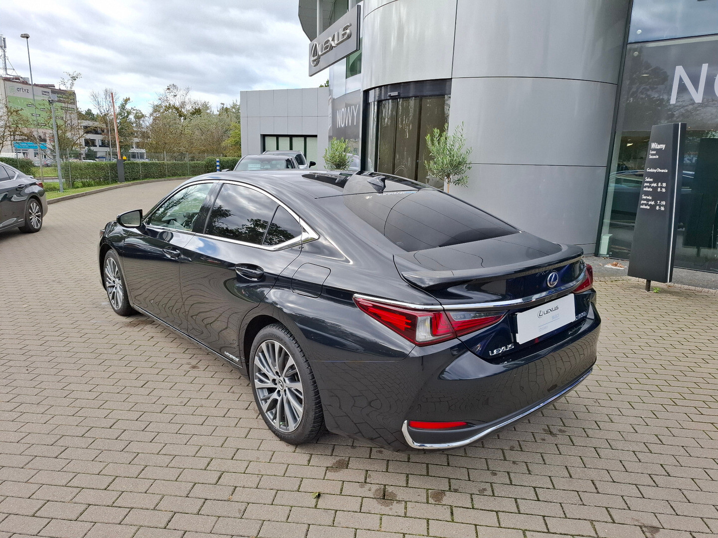 Lexus ES