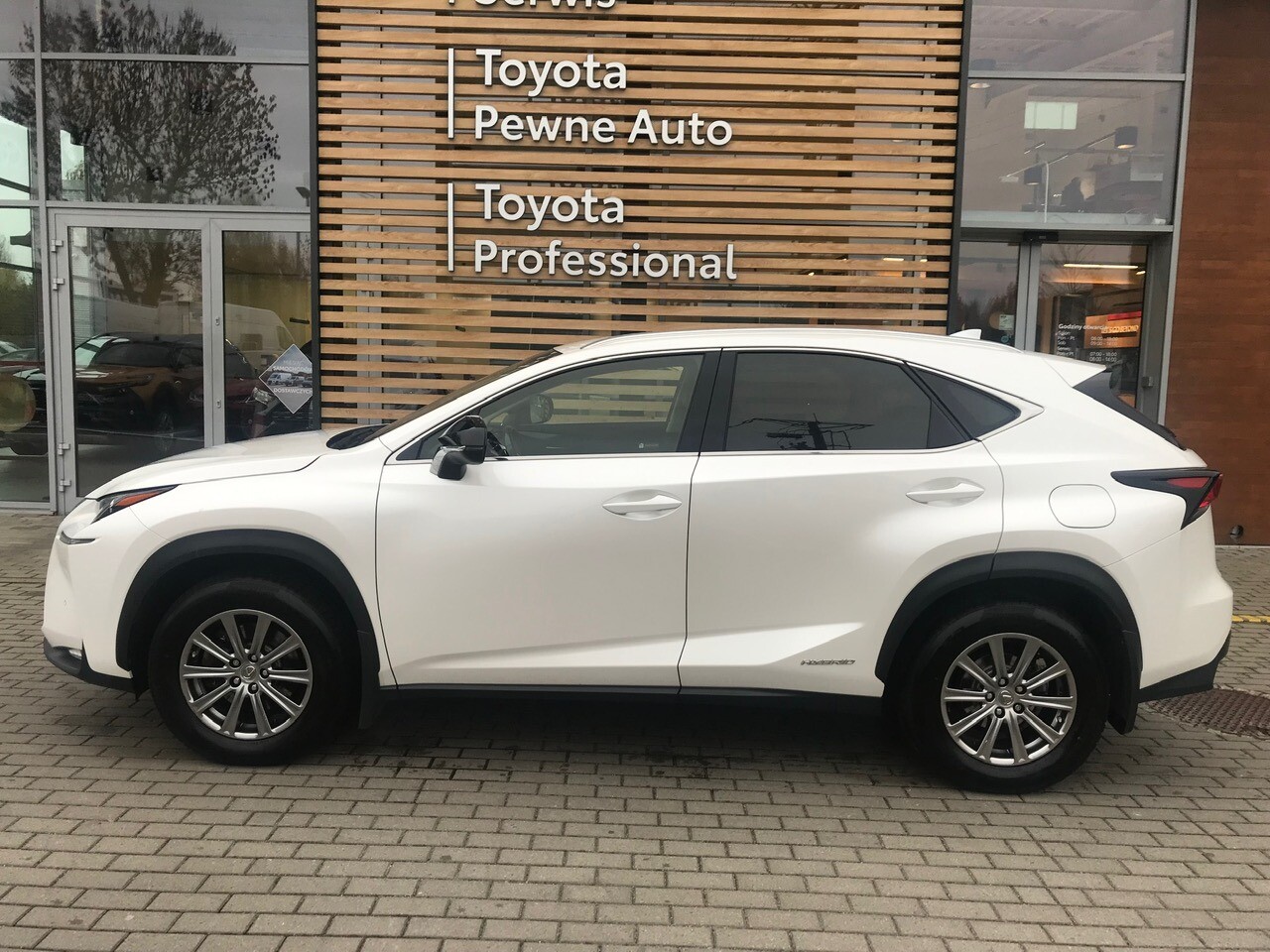 Lexus NX