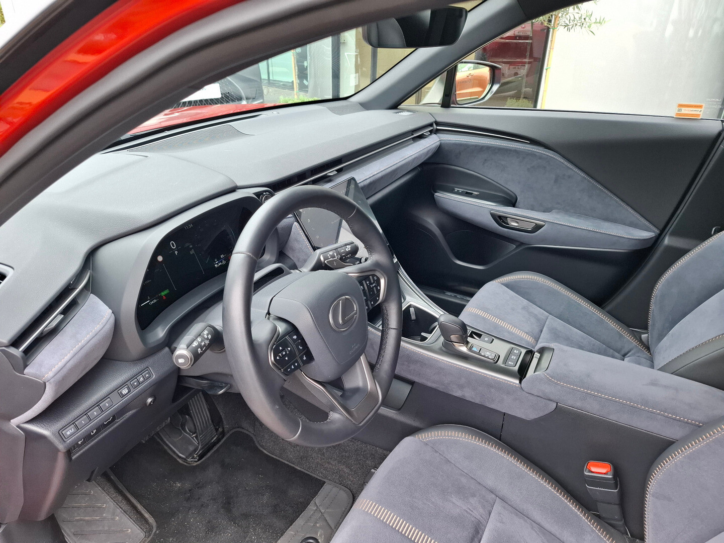 Lexus LBX
