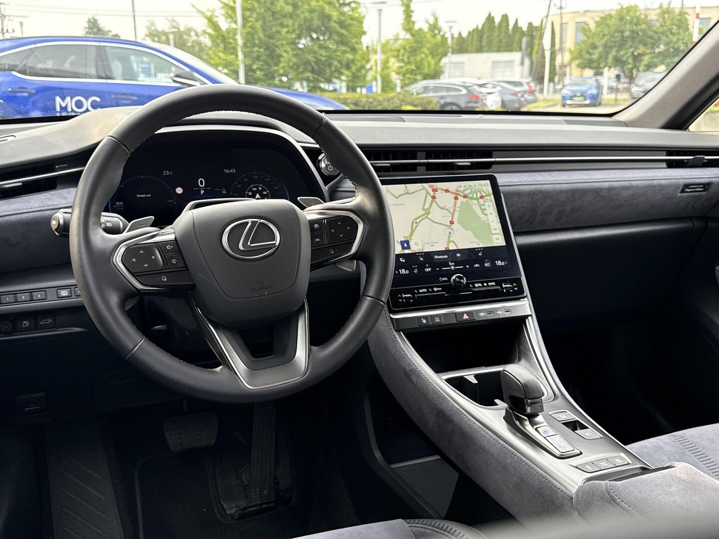 Lexus LBX