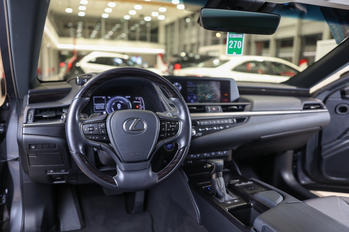 Lexus ES