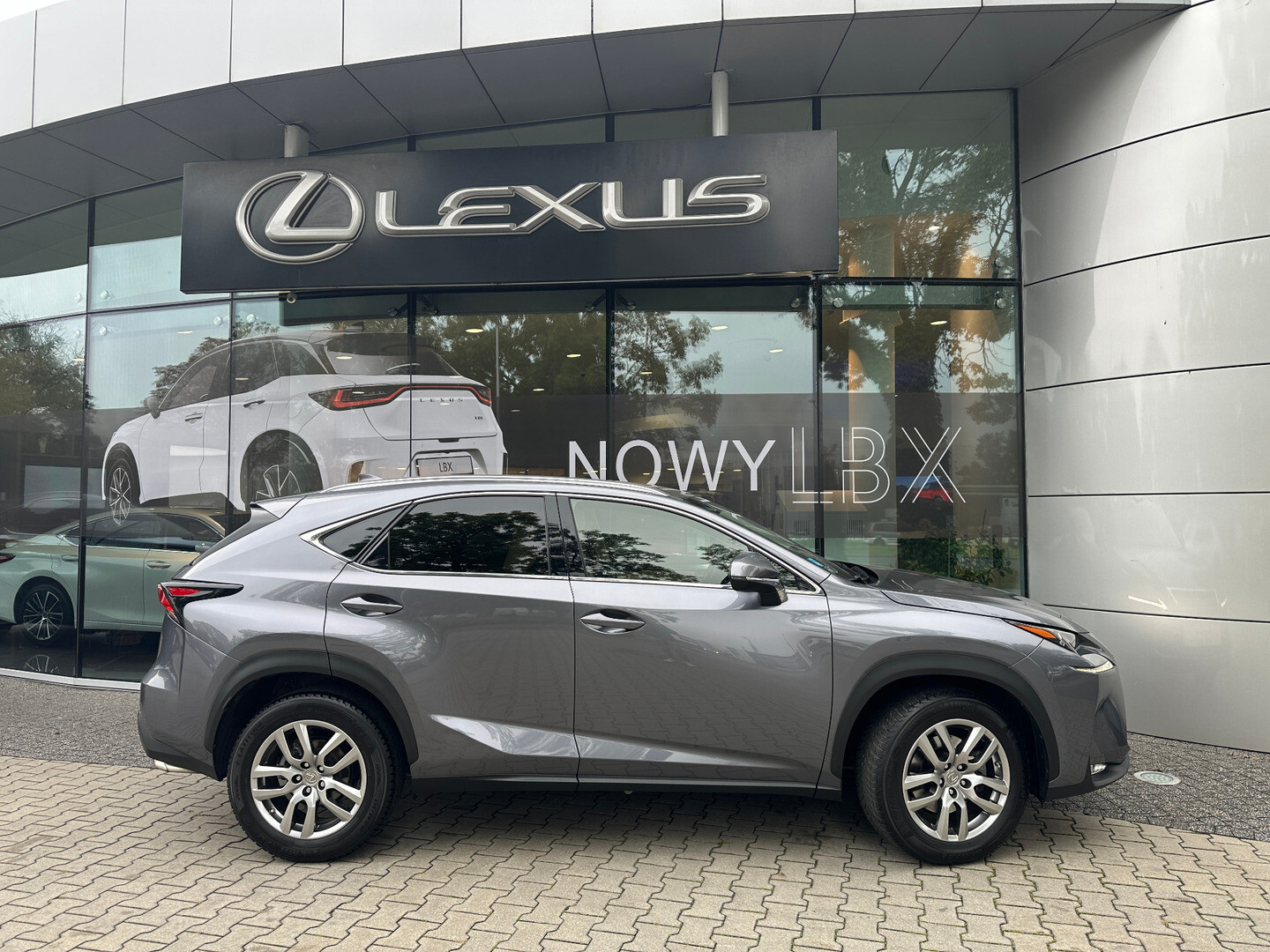 Lexus NX