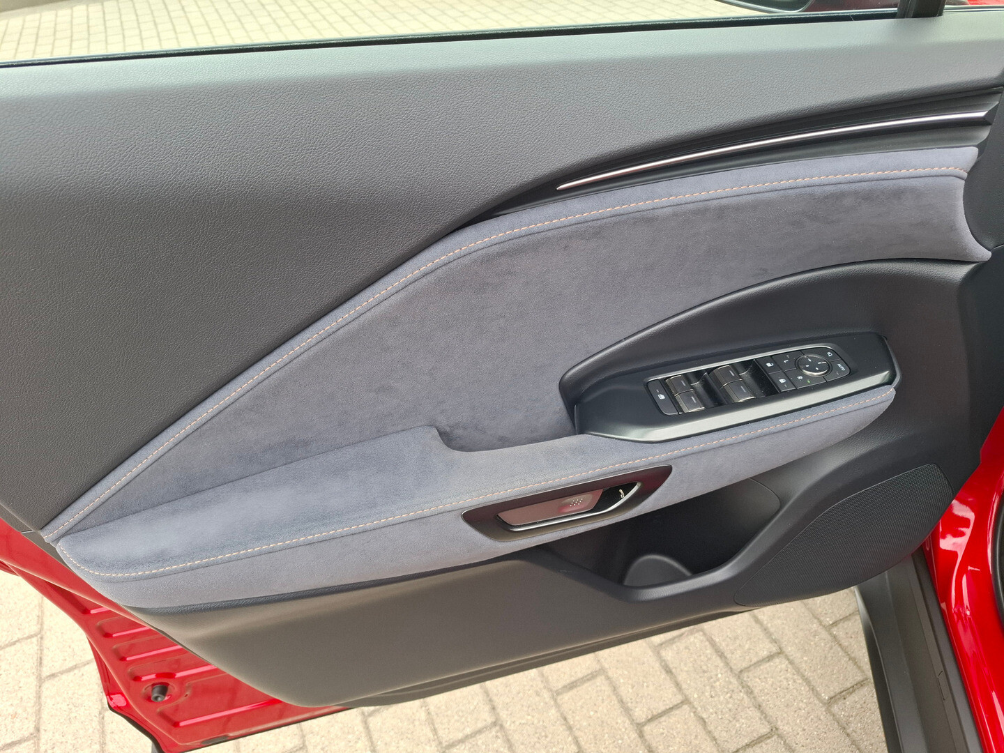 Lexus LBX