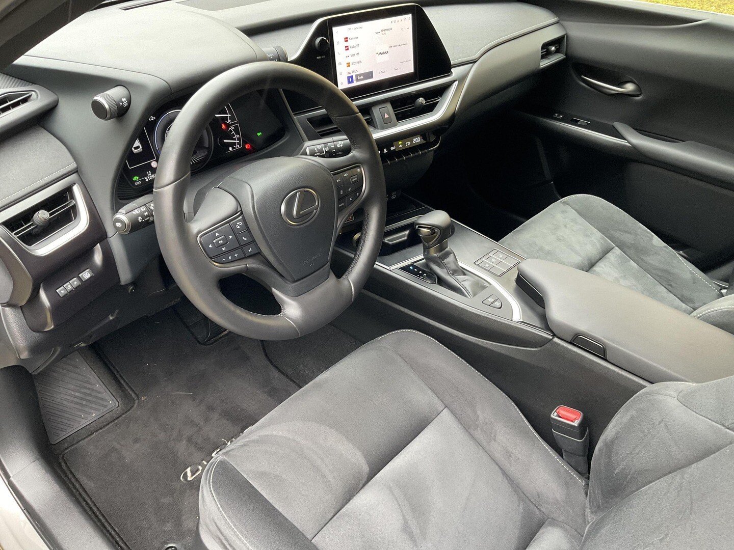 Lexus UX