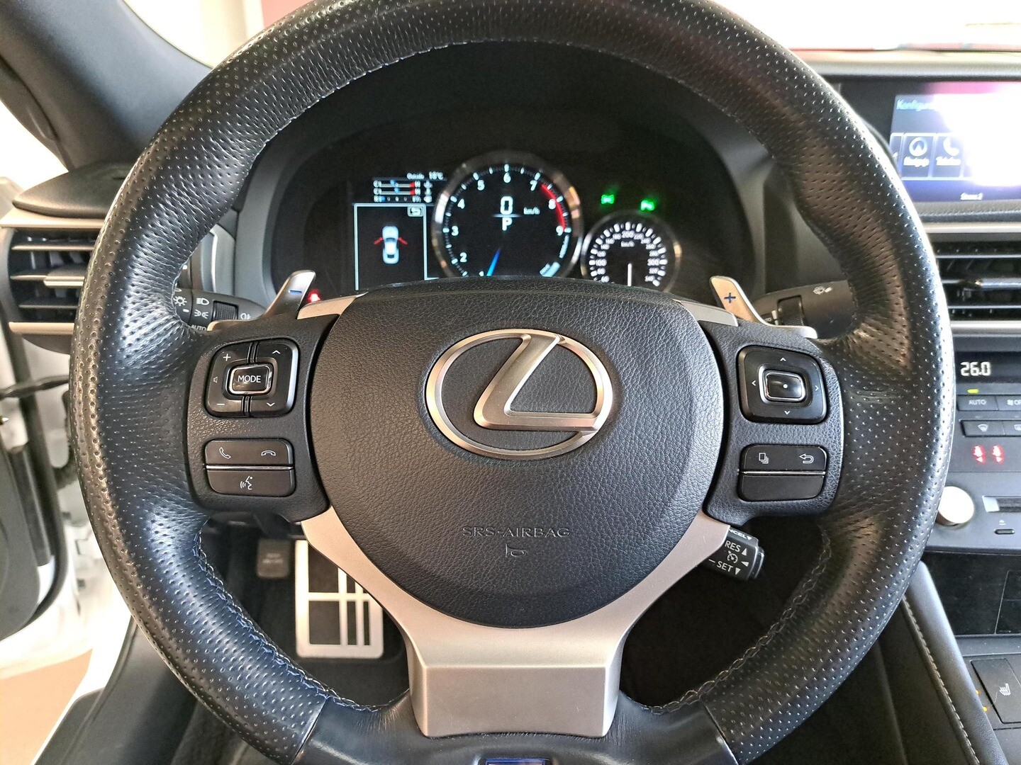 Lexus RC