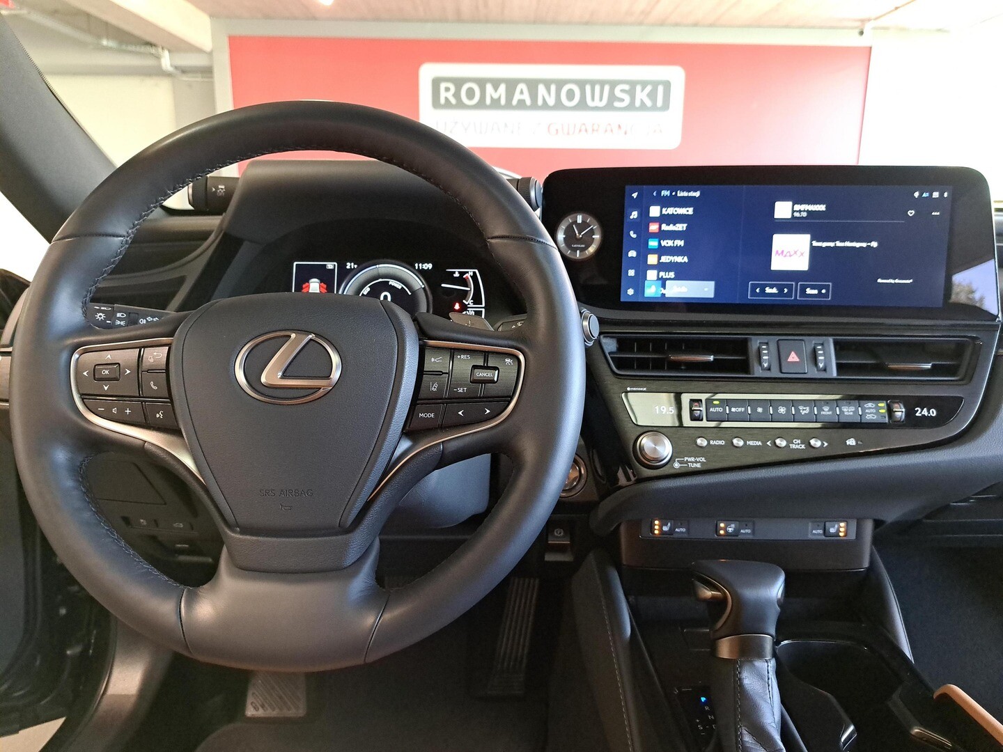 Lexus ES