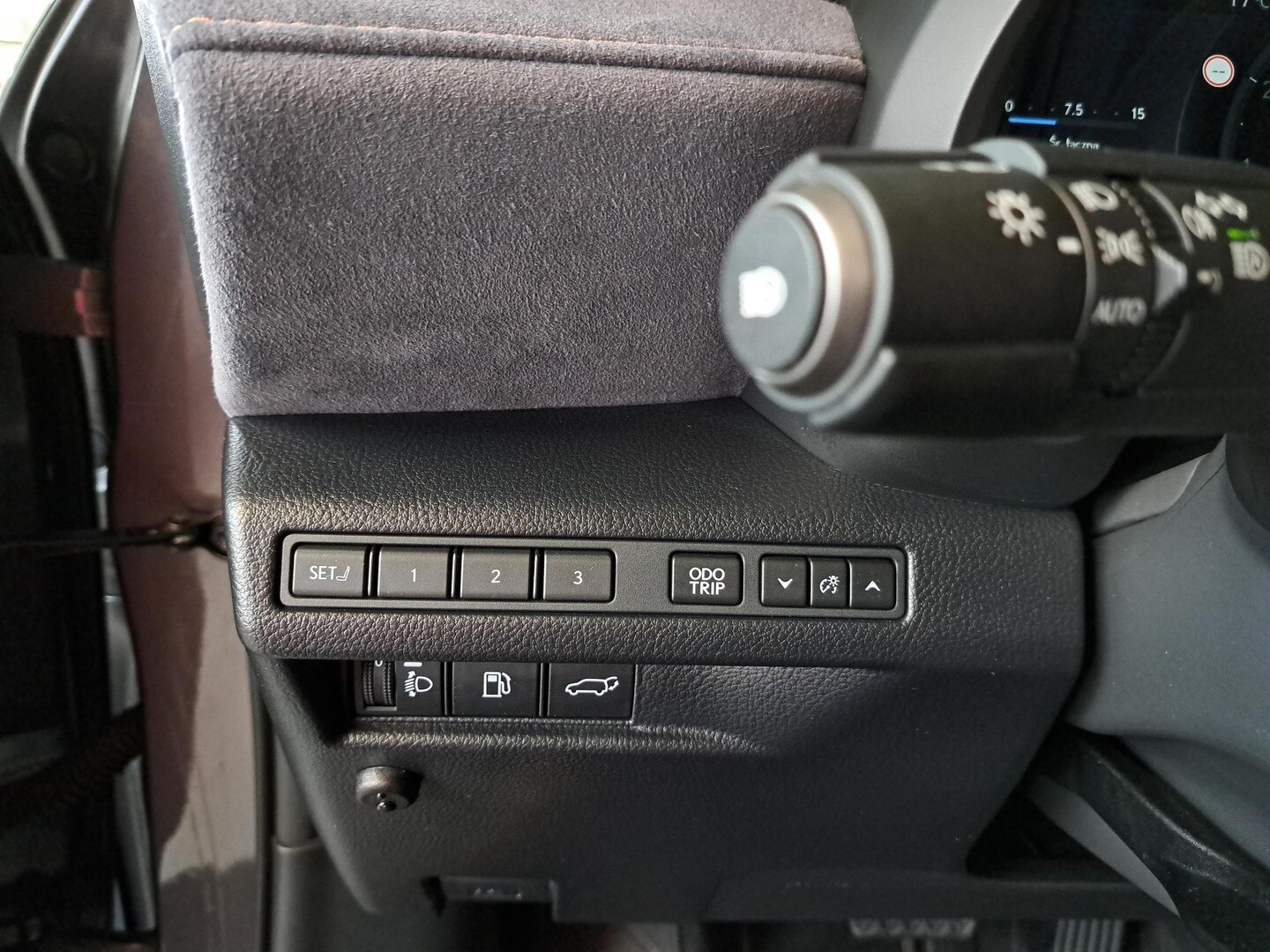 Lexus LBX