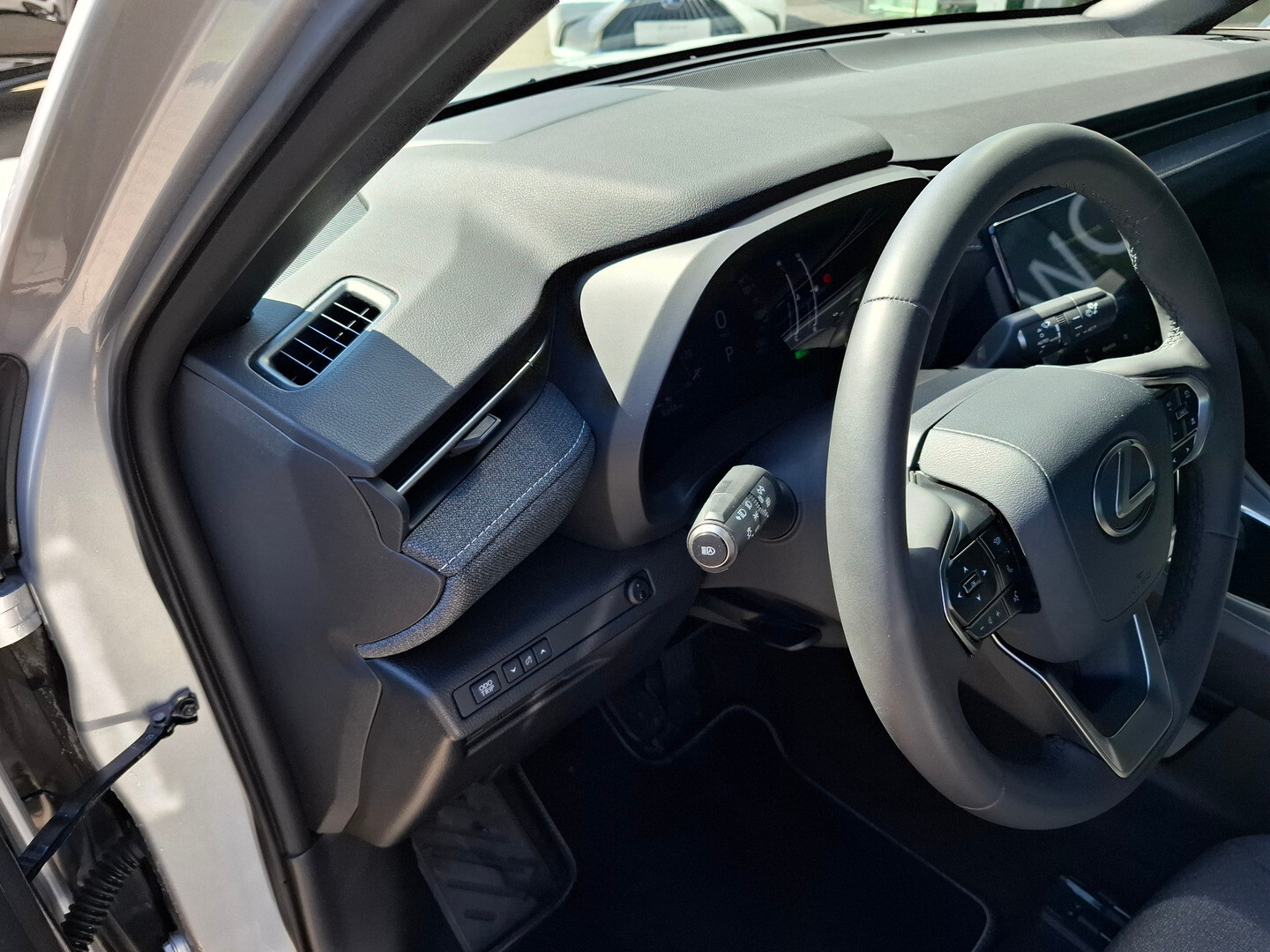 Lexus LBX