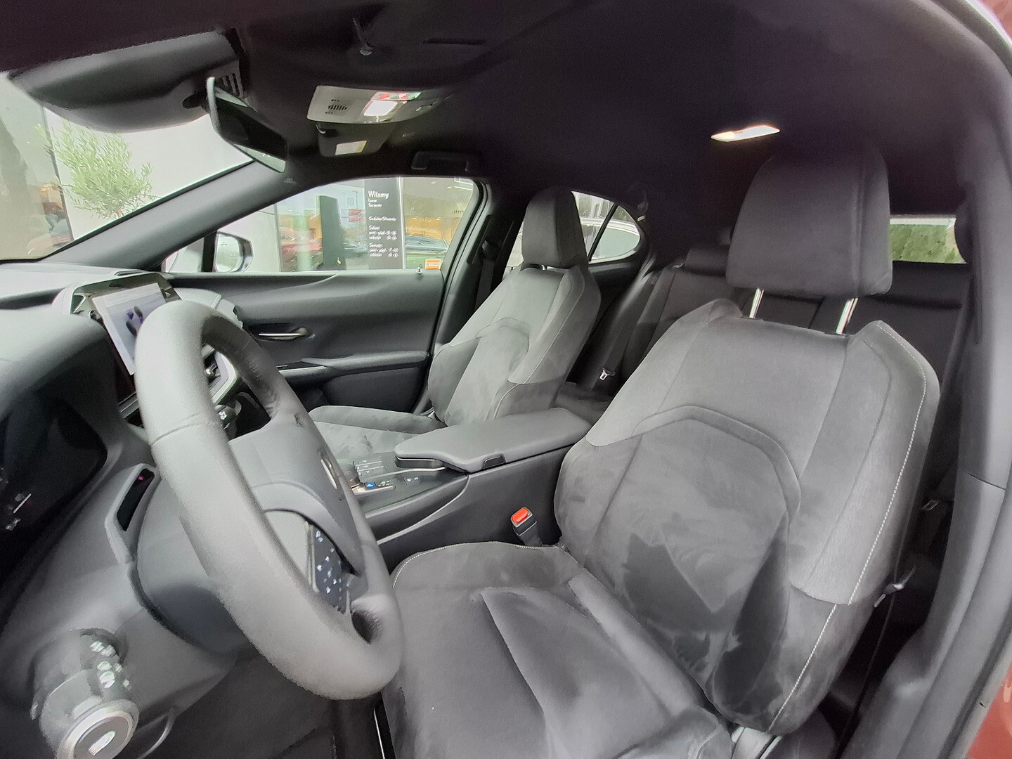 Lexus UX
