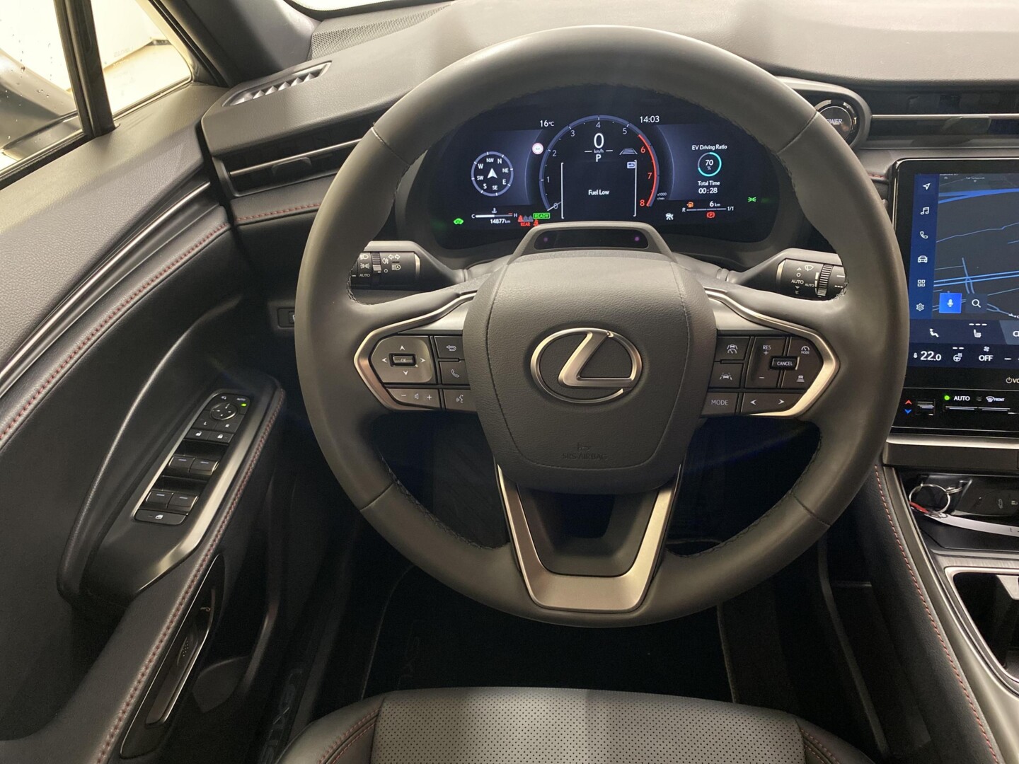 Lexus LBX