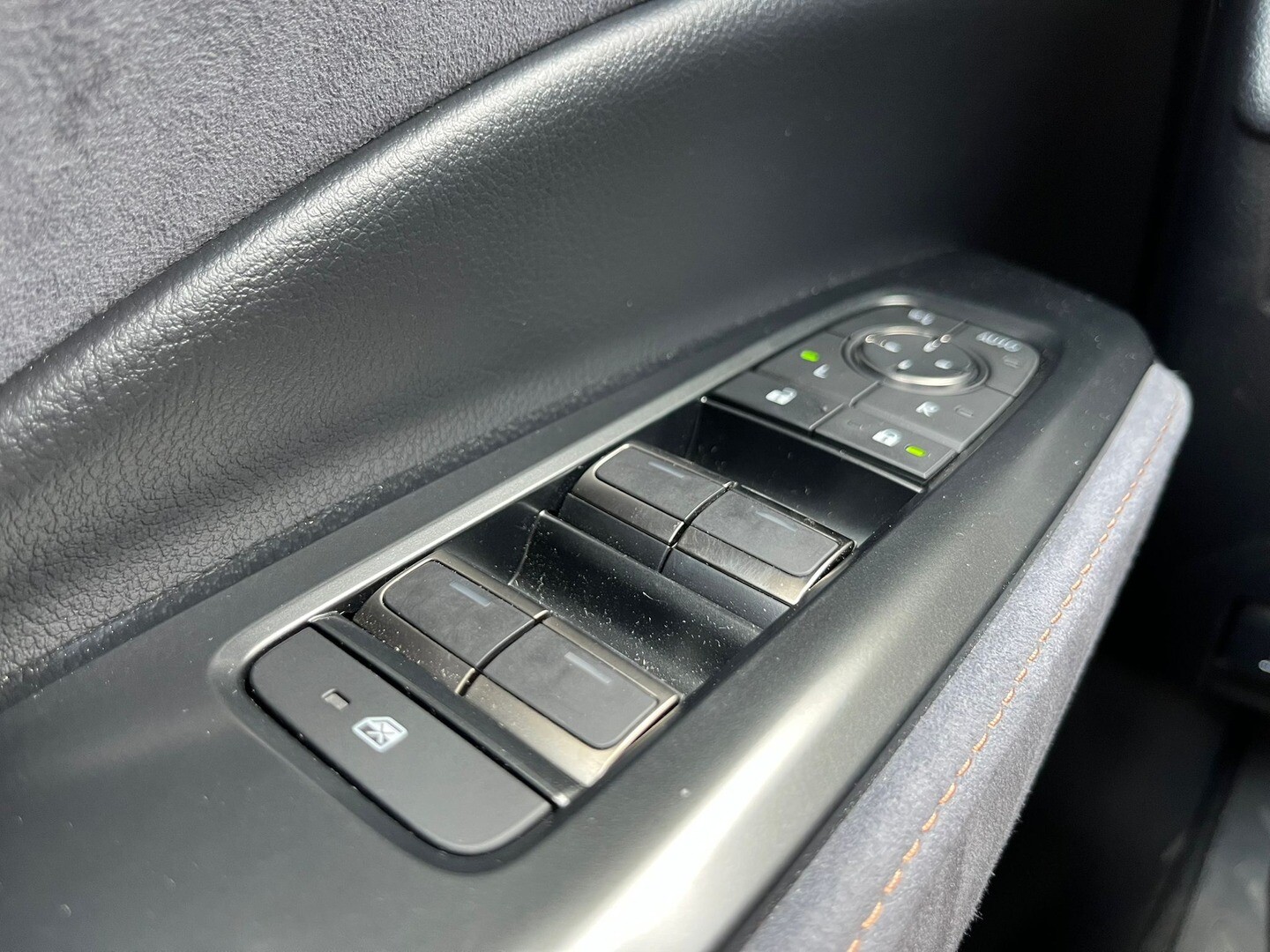 Lexus LBX